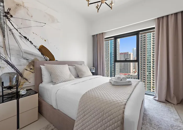 Luxurious 1-Bedroom Apartment