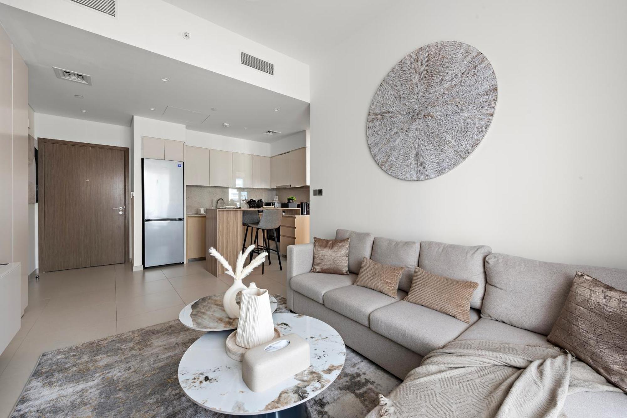 Luxurious 1-bedroom *